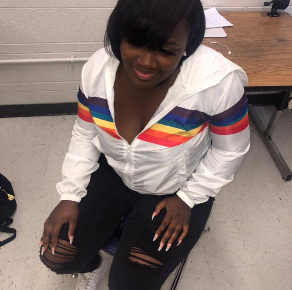 Meet your Posher, Amya